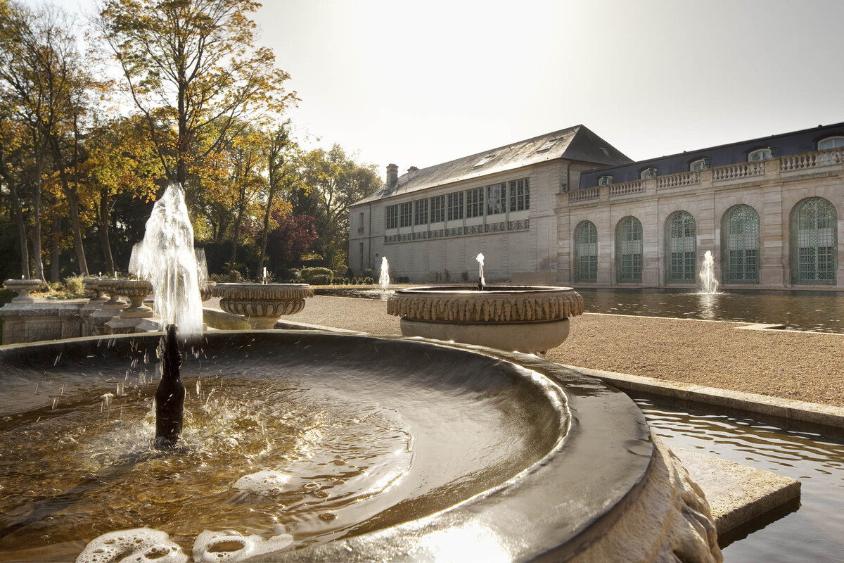 Fontaine De Beauvais Auberge Du Jeu De Paume