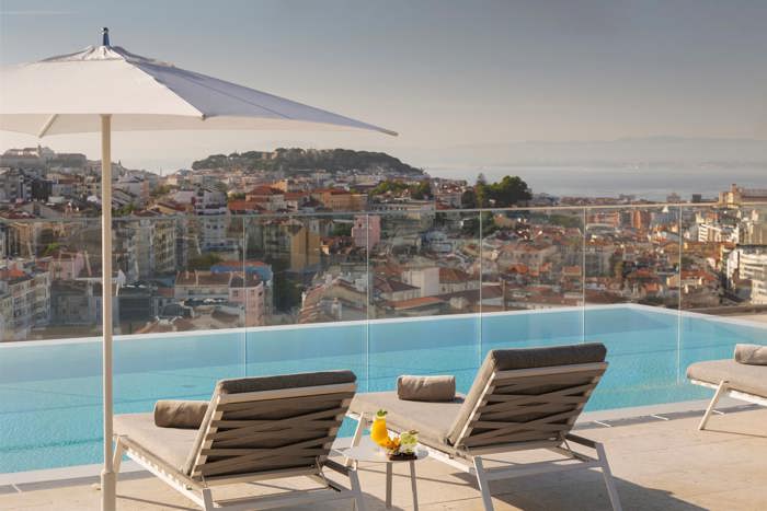 Sky Pool Lounge