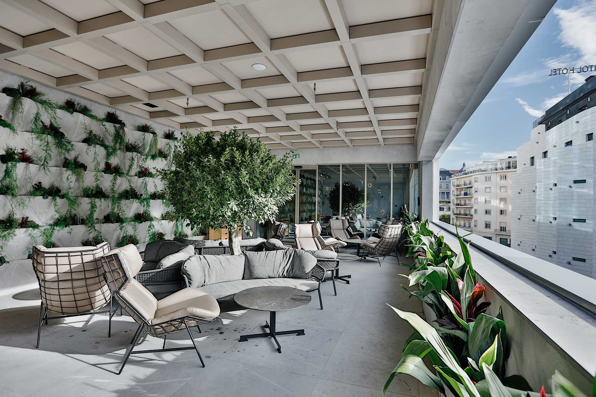 Epic Sana Marques Hotel Lisboa River Lounge Restaurant Terrace 2