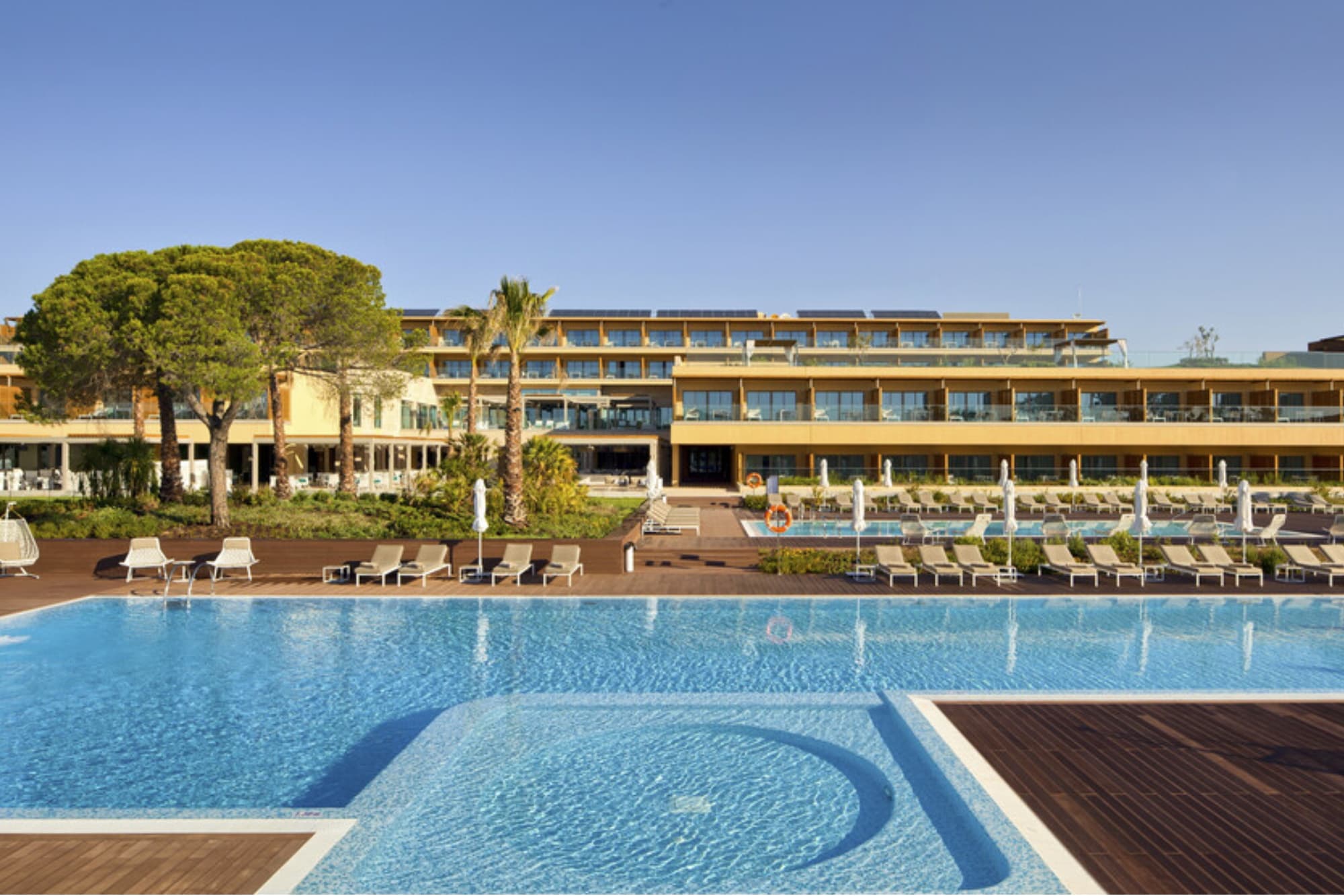 Epic Sana Algarve Fachada Piscina