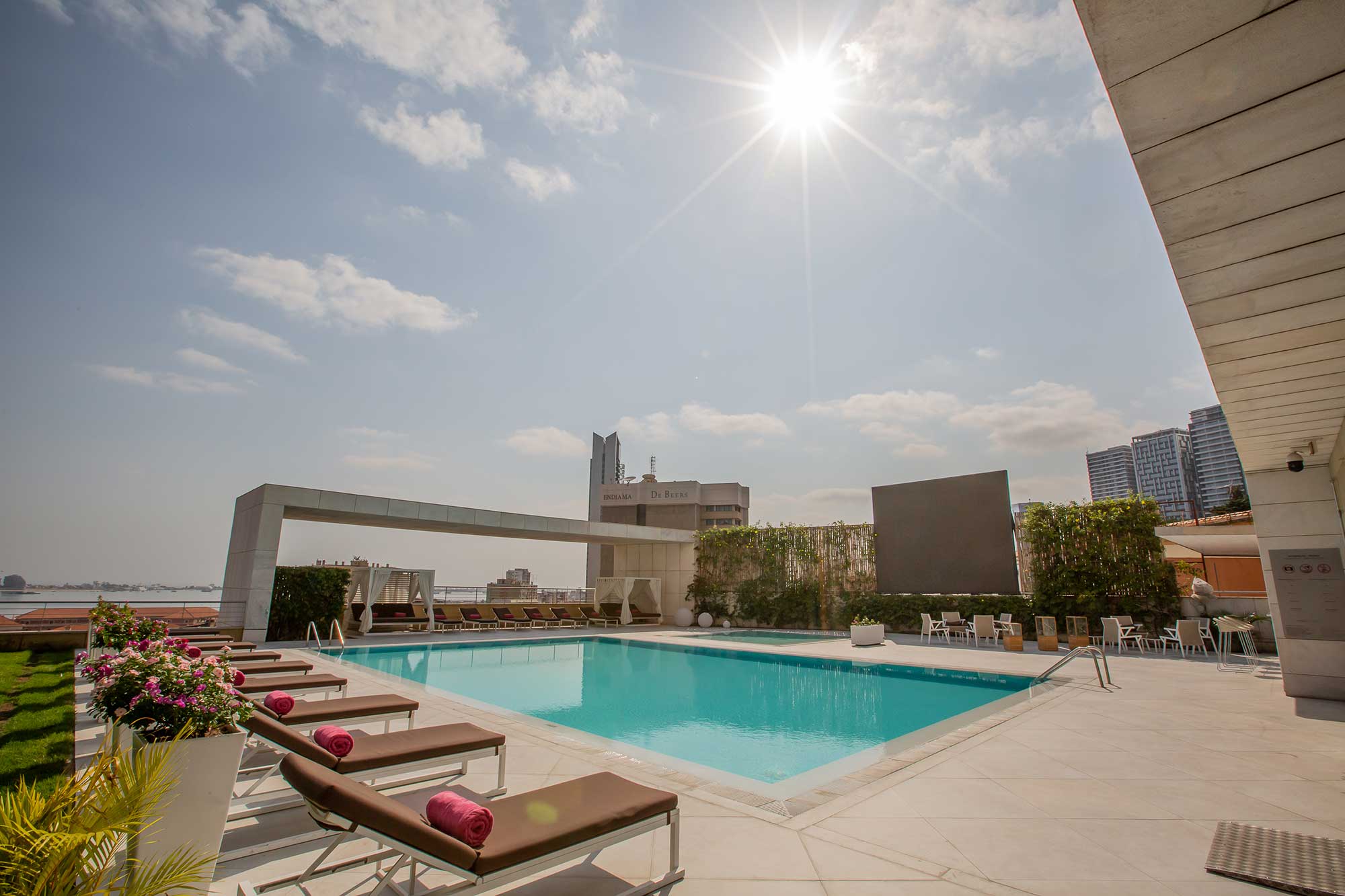 Epic Sana Luanda Hotel Exterior Pool 9