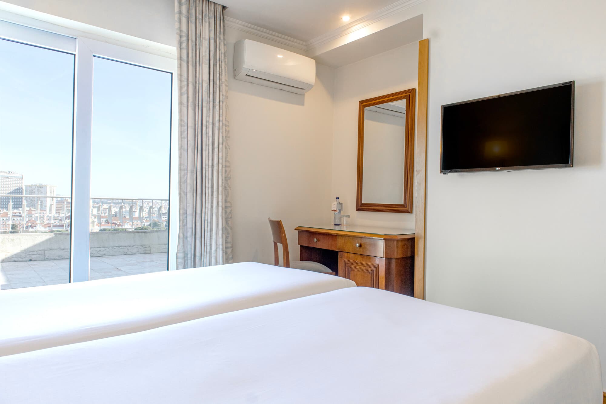 Quarto Hotel Sana Rex Lisboa 2024
