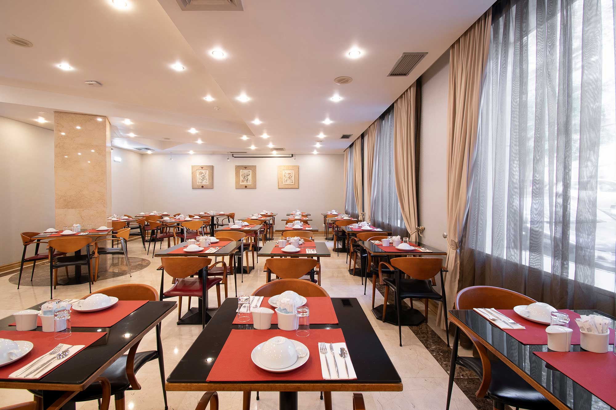 Sana Reno Hotel Lisboa Breakfast Room 1