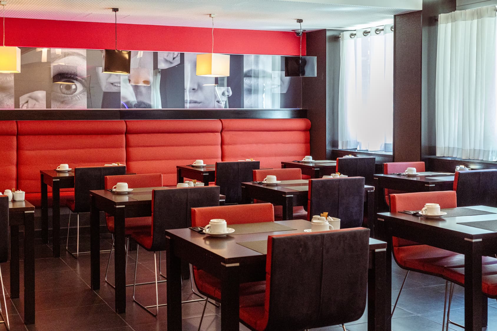 Restaurant and Breakfast Room