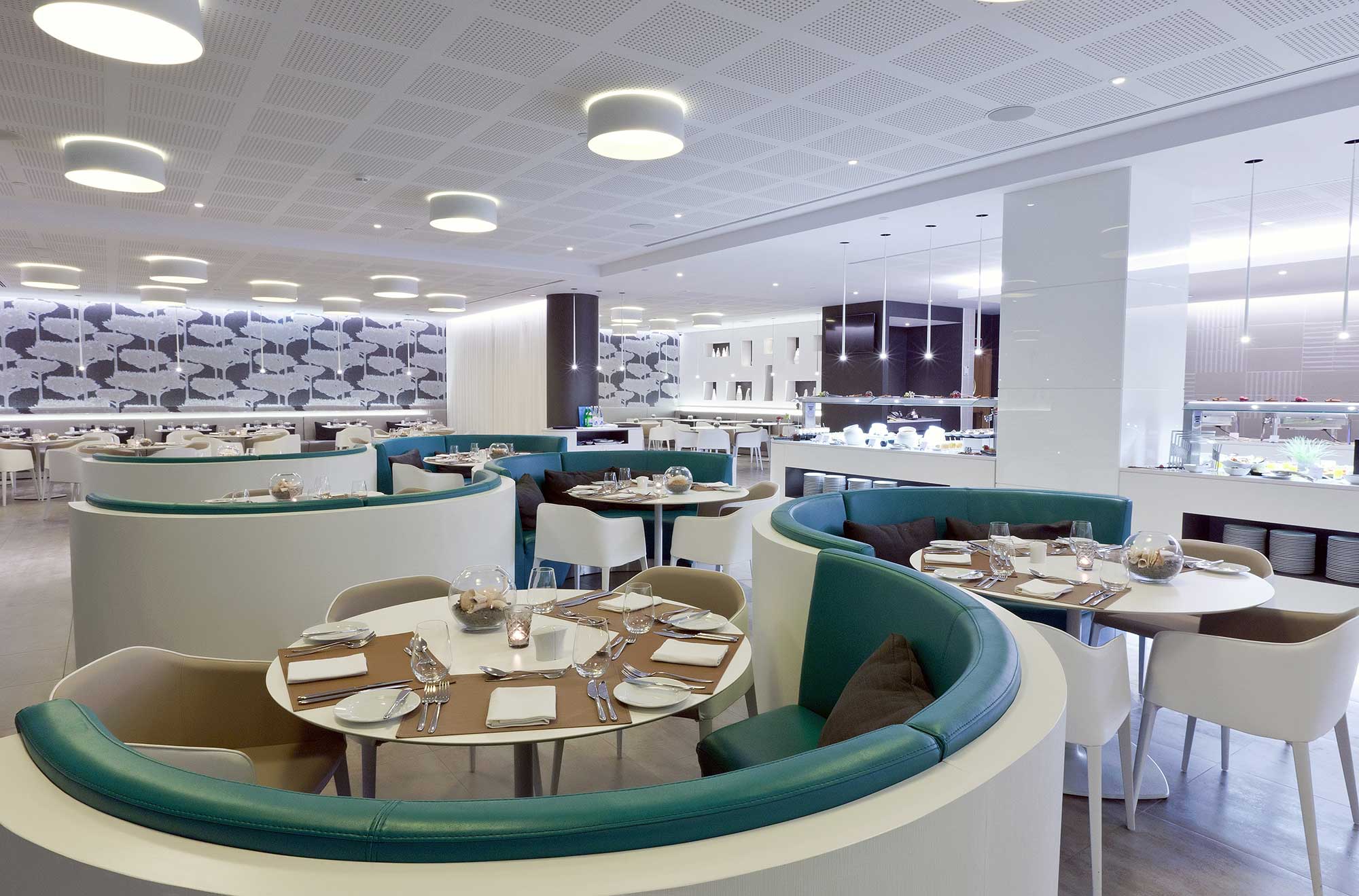 Epic Sana Algarve Hotel Abyad Restaurant 2