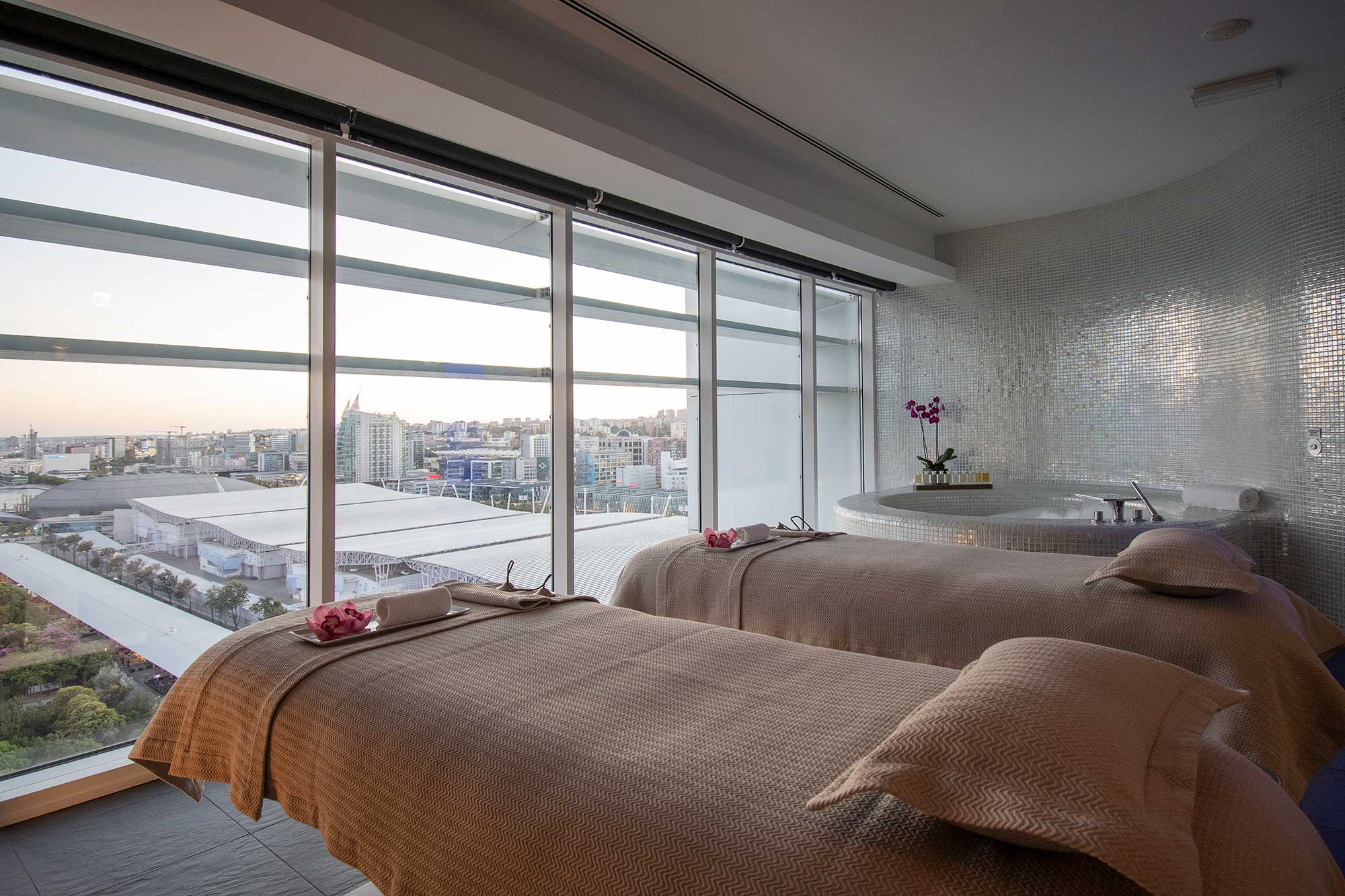 Myriad Sana Hotel Lisboa Spa Treatment Room 6