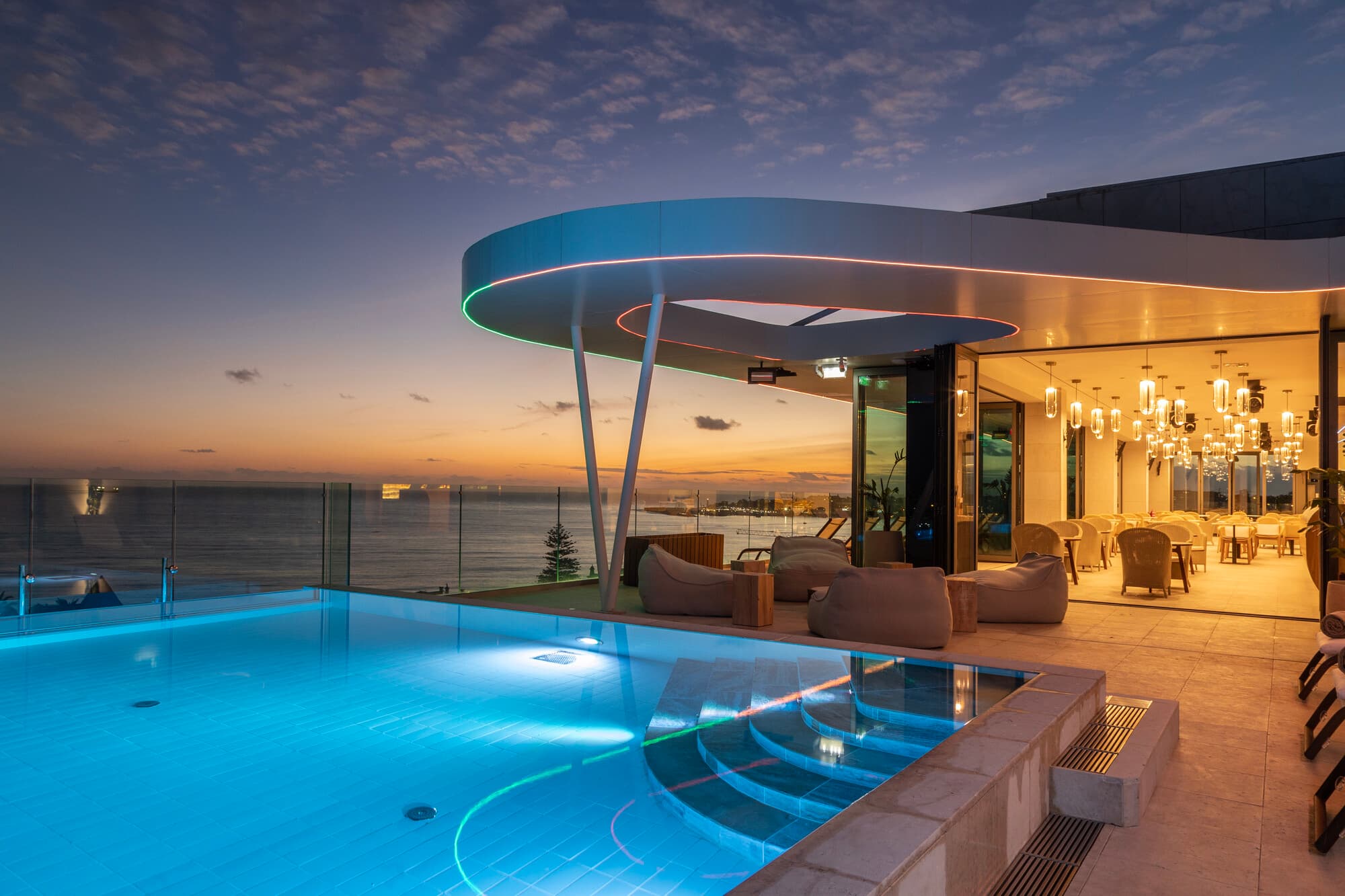 Evolution Cascais Estoril Hotel Swimmingpool Theupperdeck