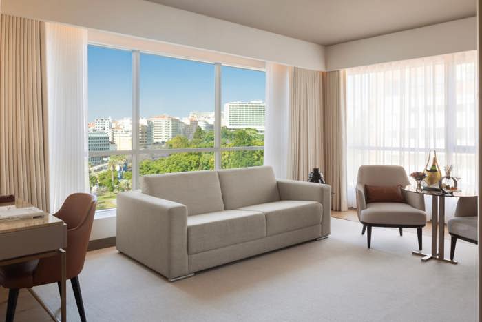 Premium Suite