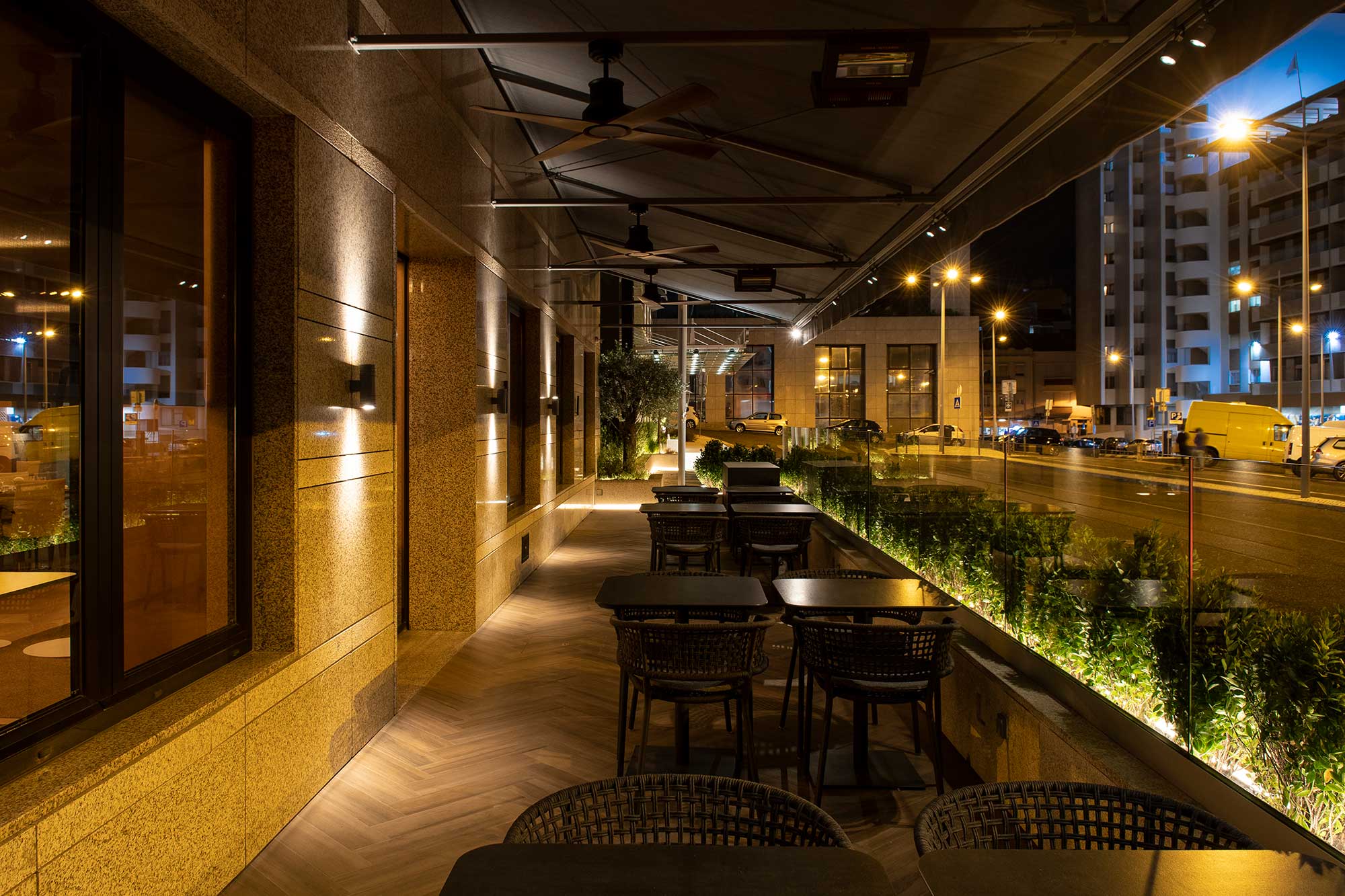 Sana Metropolitan Hotel Lisboa Astrolabio Restaurante Terrace 2