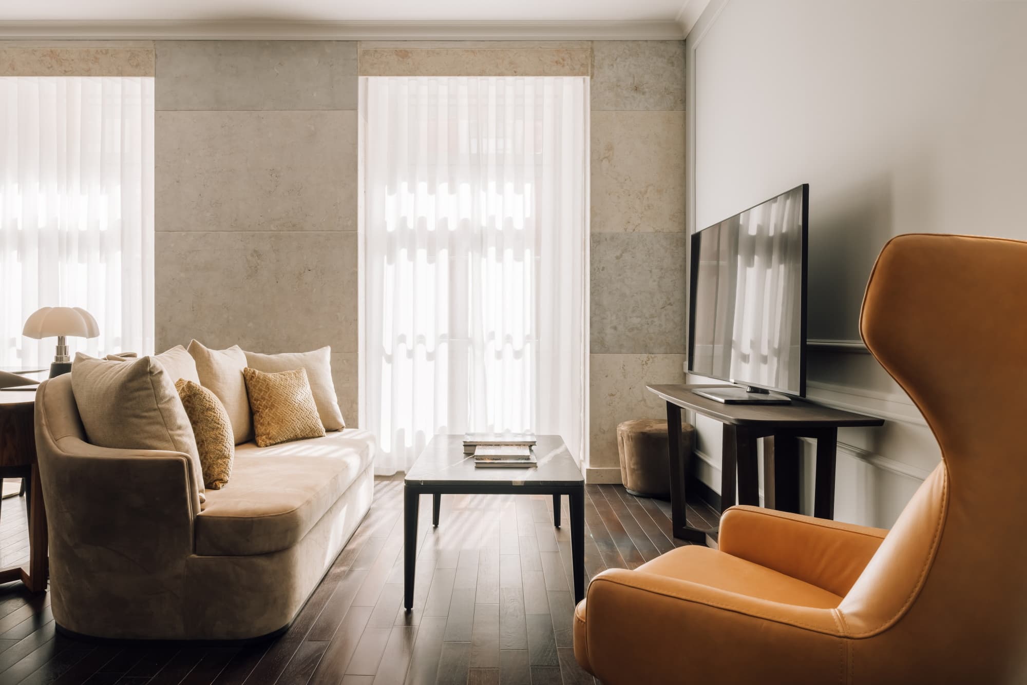 Mythicsana Master Suite 1