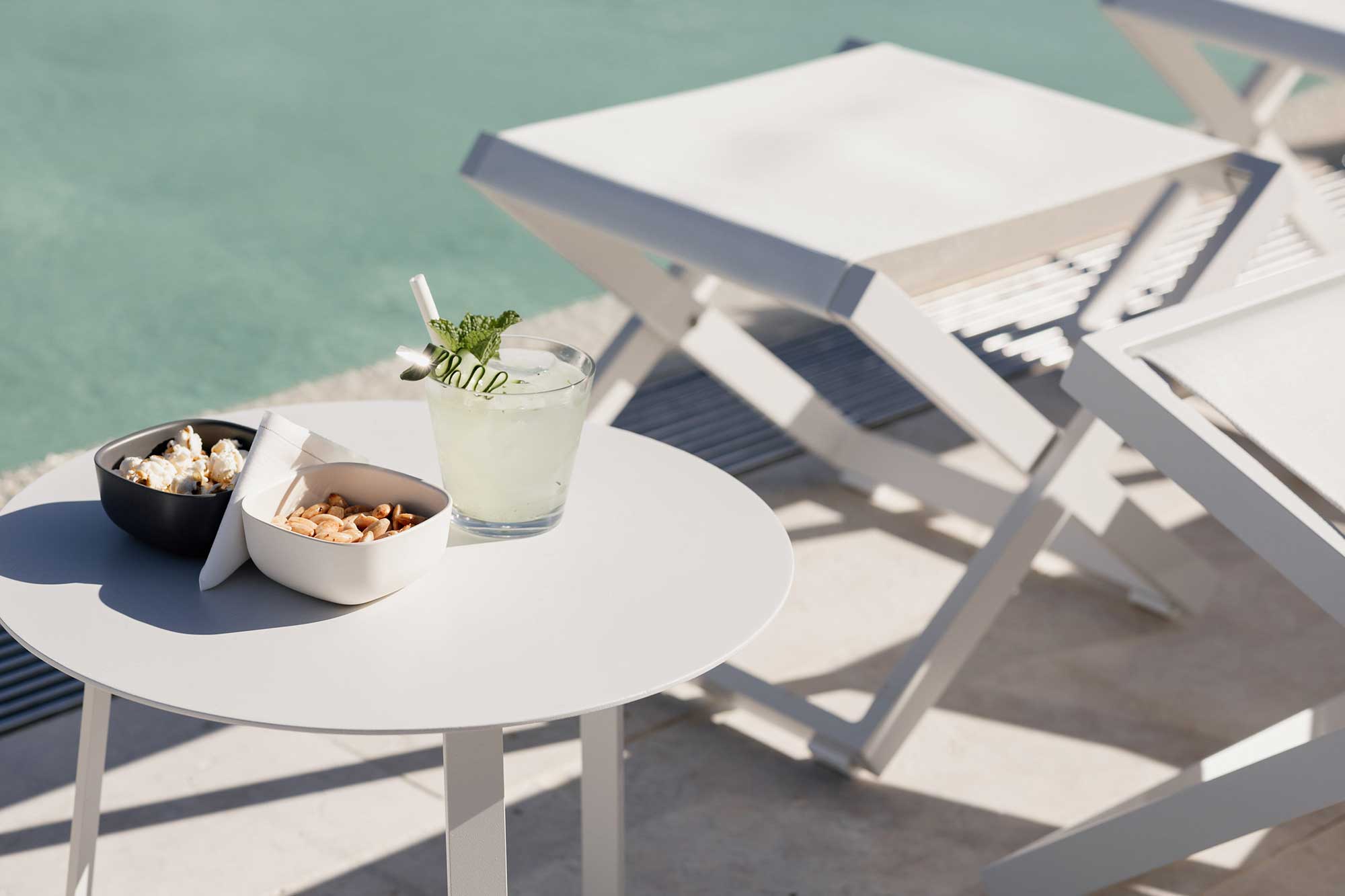 Epic Sana Marques Hotel Lisboa Sky Pool Lounge 5