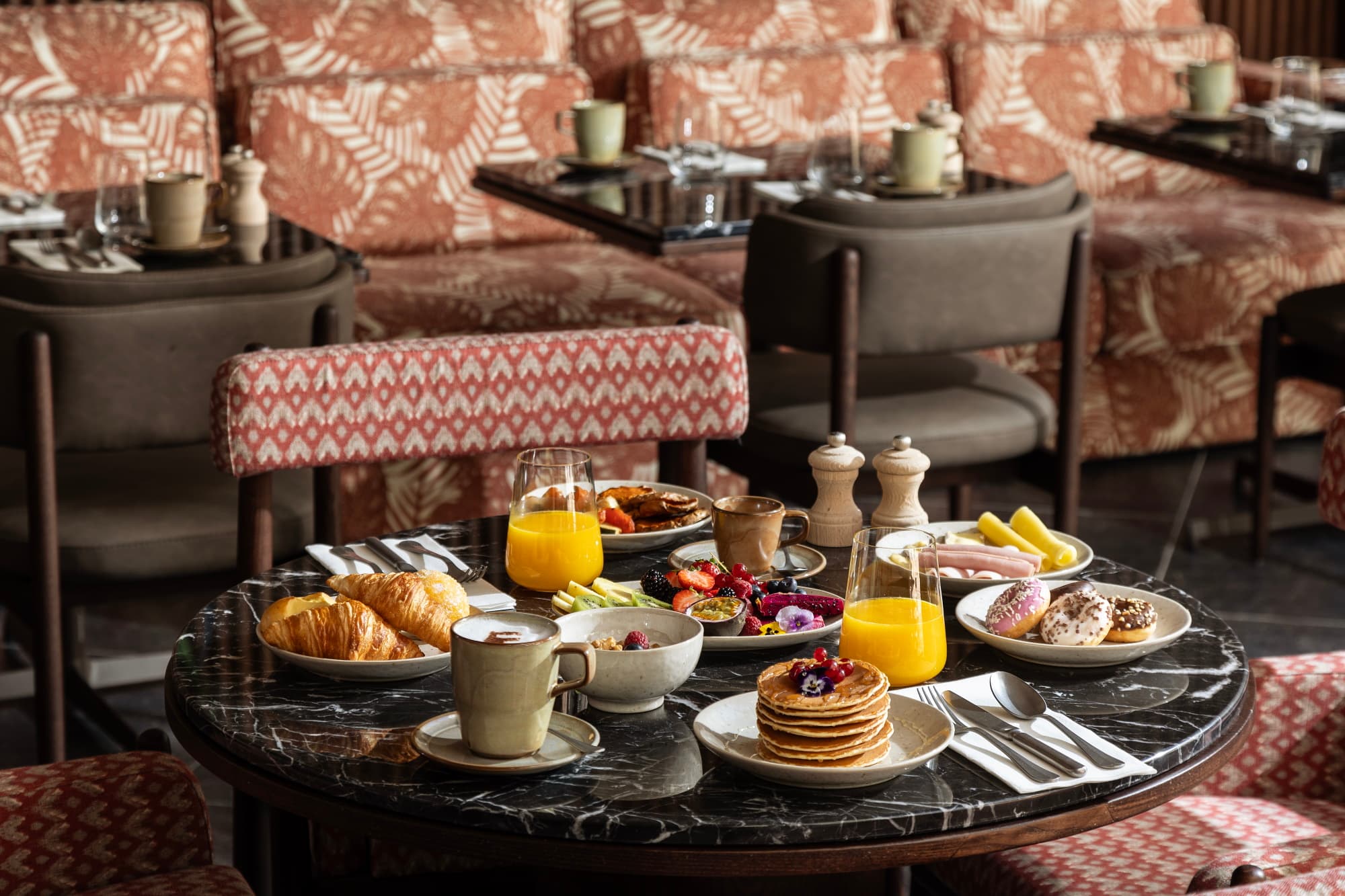 Evolution Valbom Mesa Pequeno Almoco Thekitchen