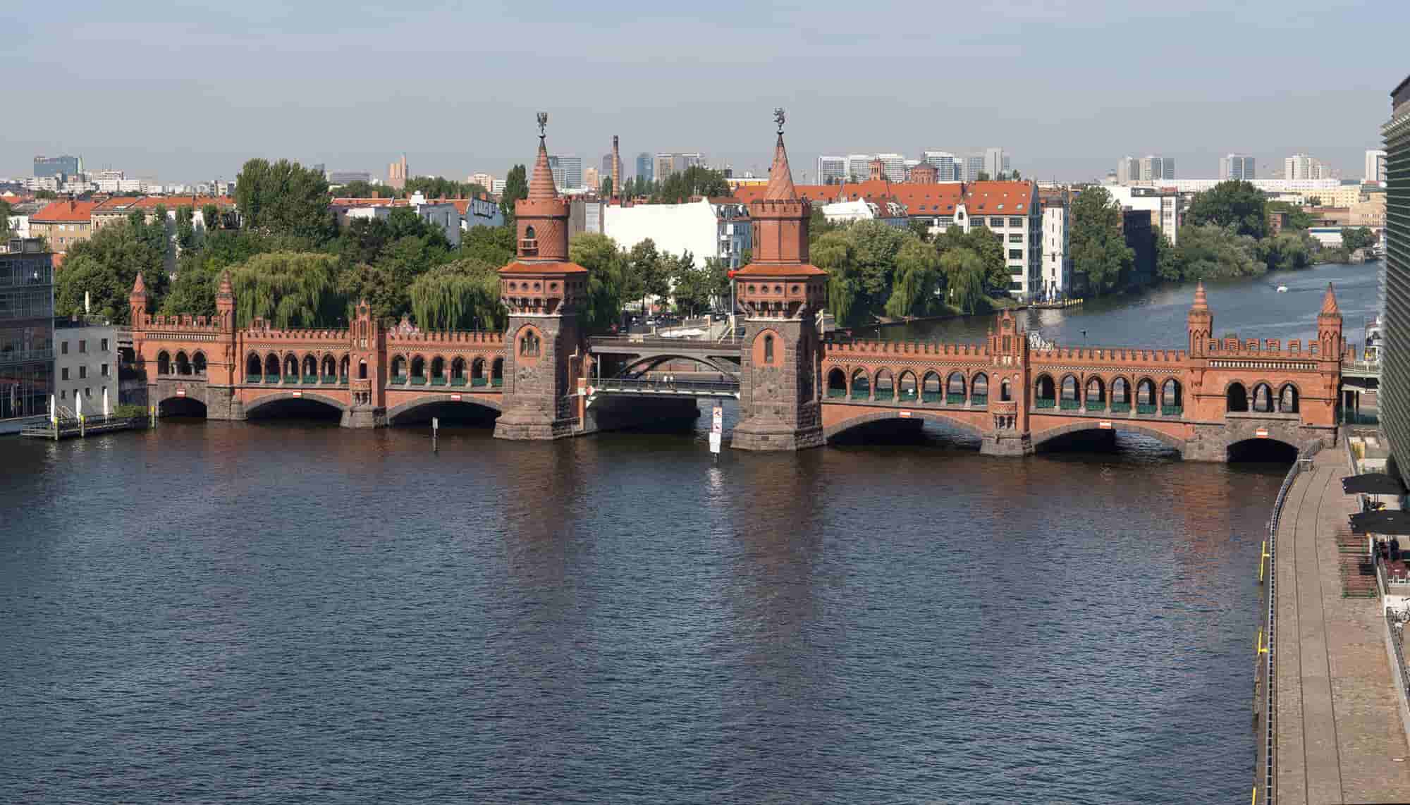 Germany-Berlin-Oberbaumbrücke-Ponte
